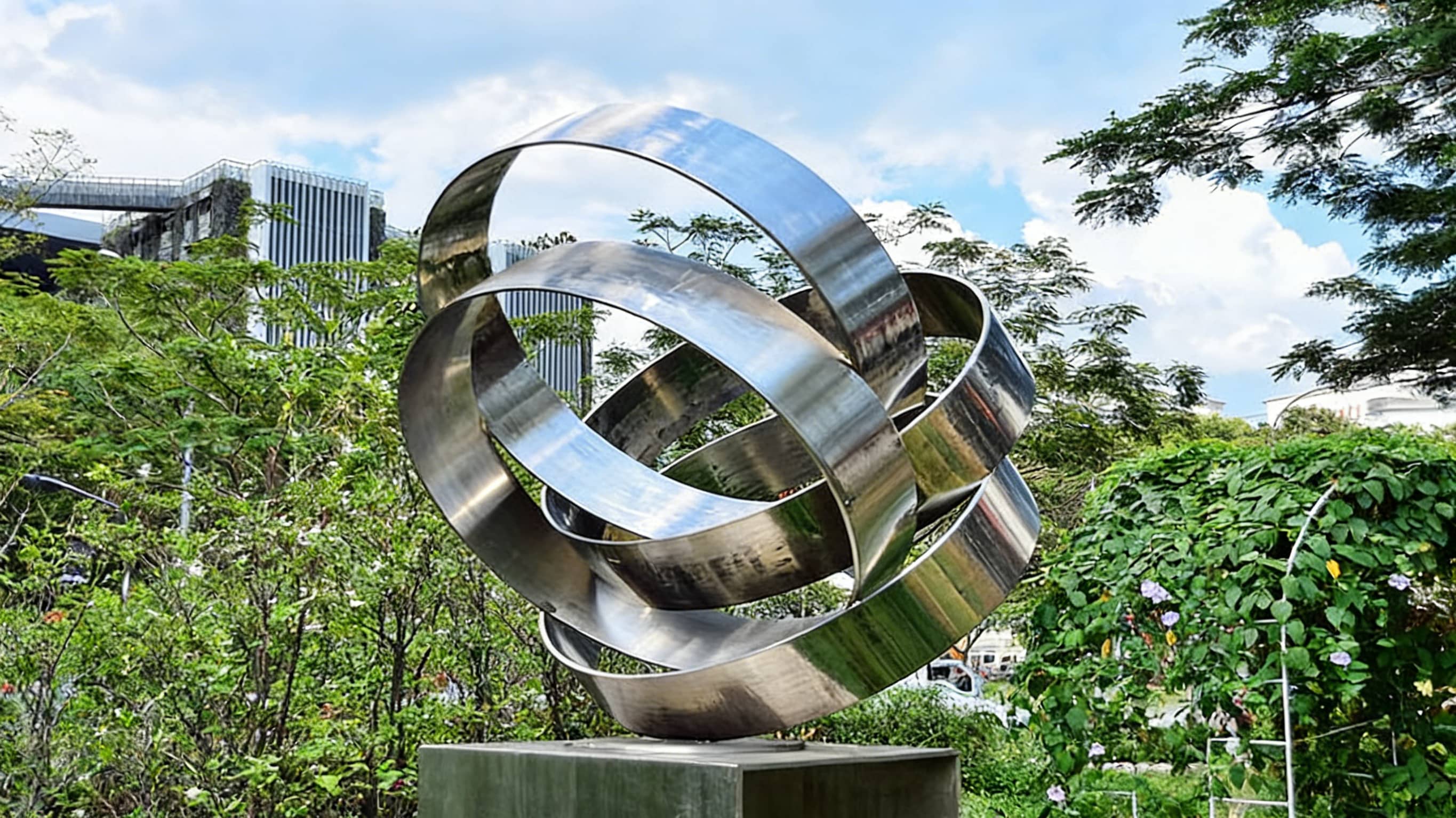 上海雕塑厂校园雕塑定制，赋能校园文化建设